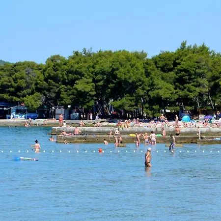 Guest house Apartman Val Vodice