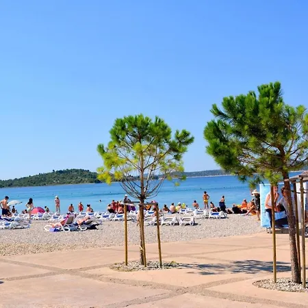 Guest house Apartman Val *