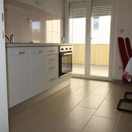 Guest house Apartman Val *