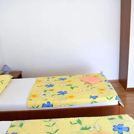 Guest house Apartman Val