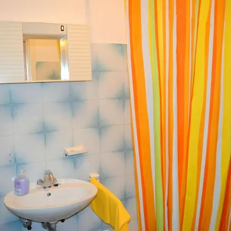 Guest house Apartman Val *